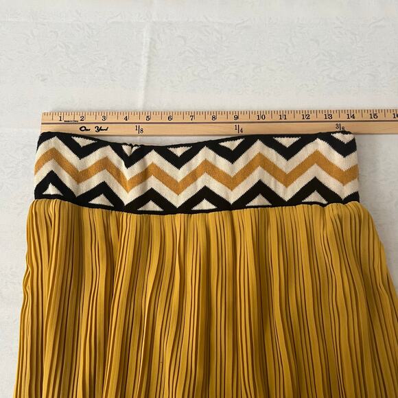 Dear Creatures Anthropologie Pleated Mustard Yellow Maxi Skirt Size M - Picture 8 of 9